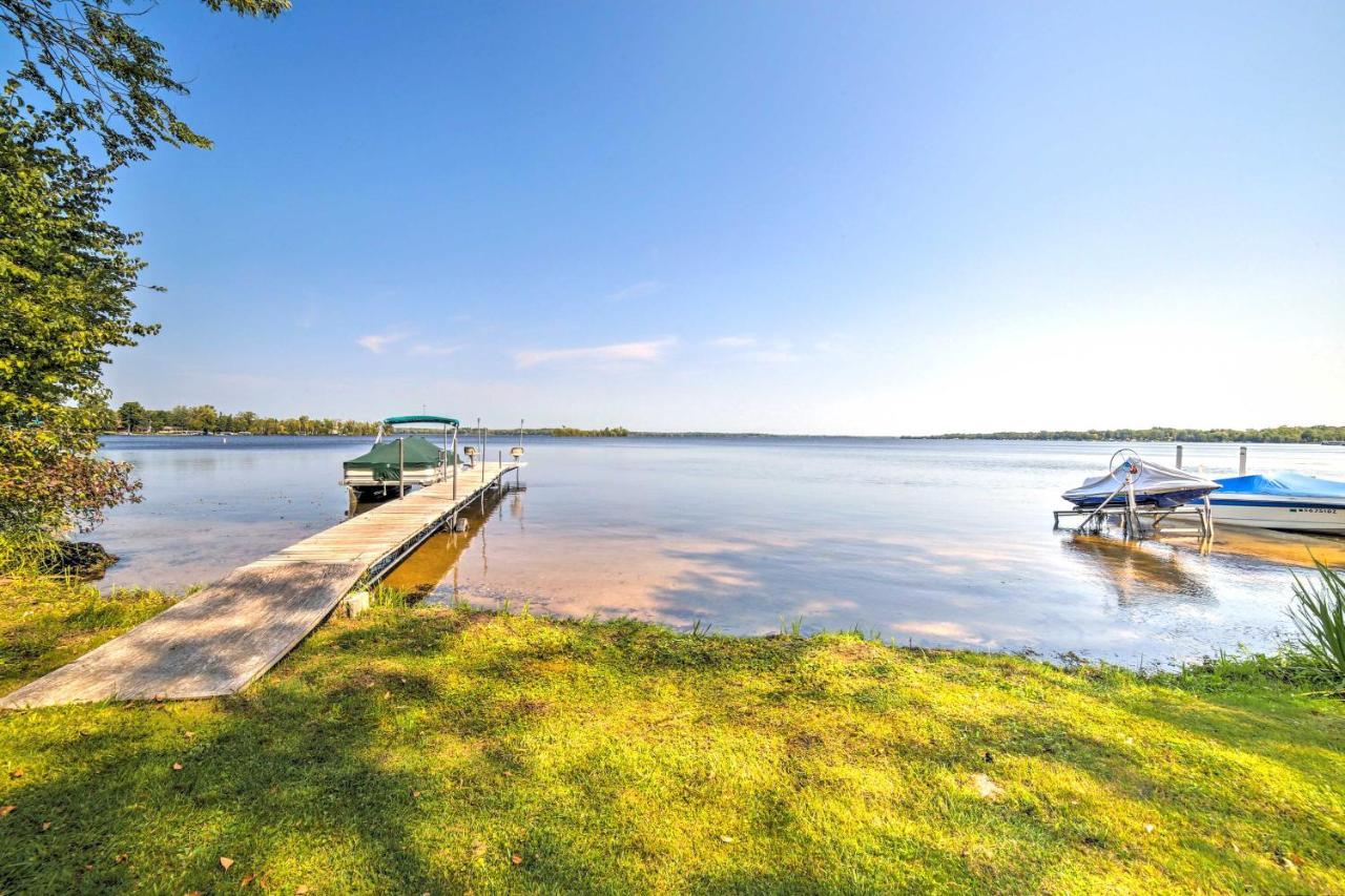 Crivitz Lakefront Escape With Boat Dock And Slip! Zewnętrze zdjęcie