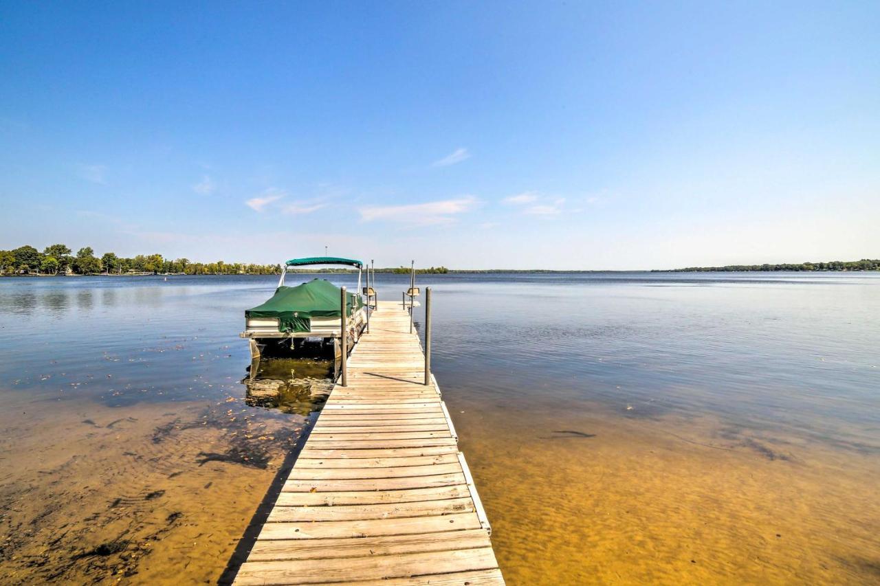 Crivitz Lakefront Escape With Boat Dock And Slip! Zewnętrze zdjęcie