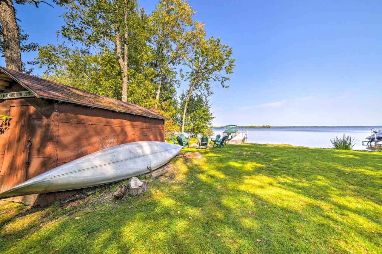 Crivitz Lakefront Escape With Boat Dock And Slip! Zewnętrze zdjęcie